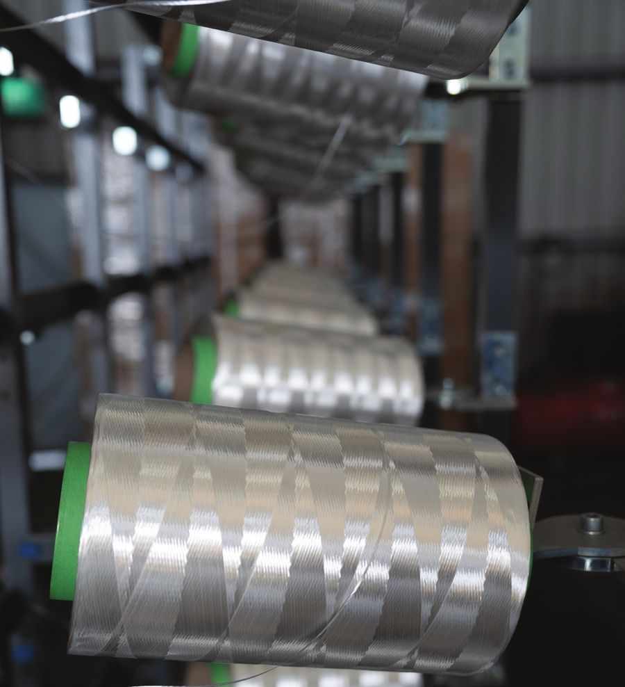 UHMWPE filament on bobbins